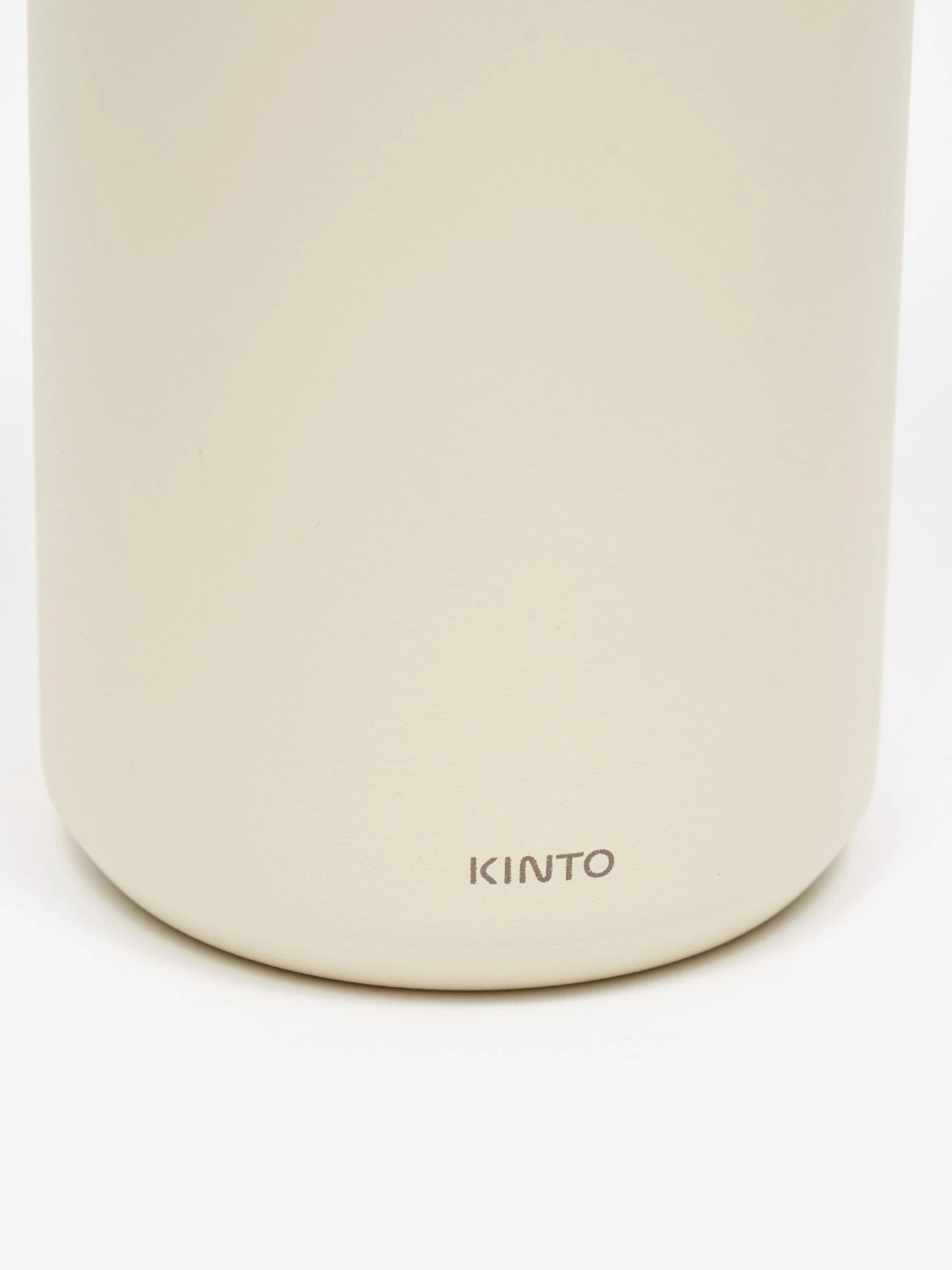 Kinto X Goodhood Travel Tumbler 500ml - White 8 Kinto X Goodhood Travel Tumbler 500ml - White - Image 6