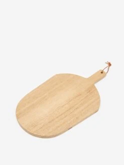 House Doctor Carve Circular Cutting Board - Natural Wood -Quality Home Furnishings Store 83318 F HOUSE DOCTOR CARVE CIRCULAR CUTTING BOARD NATURAL WOOD AW22 GOODHOOD 9233