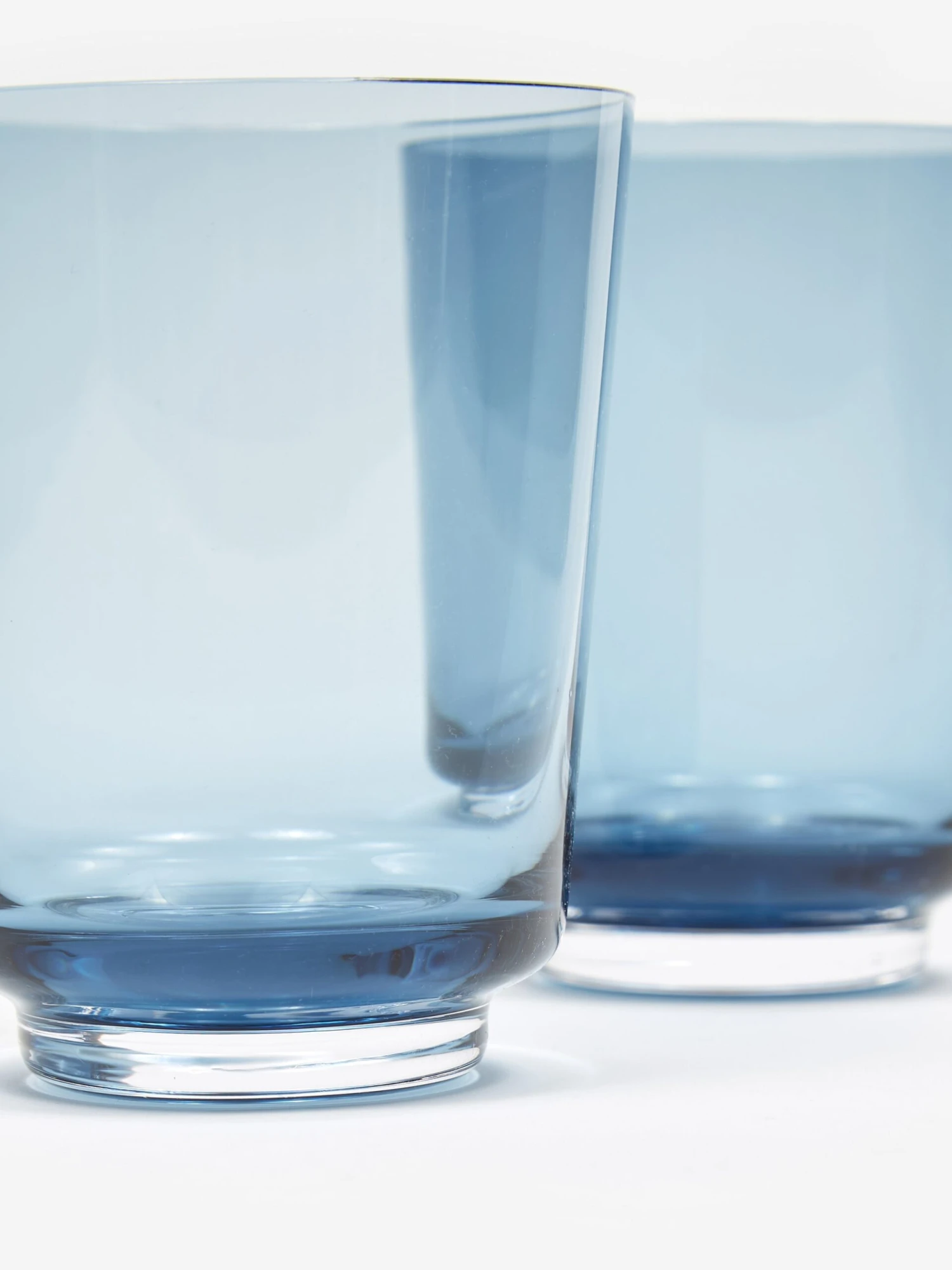 Muuto Raise Large Glasses Set Of 2 - Dark Blue 6 Muuto Raise Large Glasses Set Of 2 - Dark Blue - Image 4