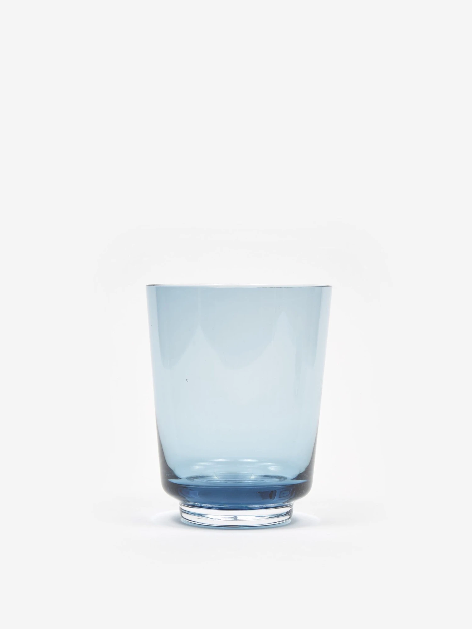 Muuto Raise Large Glasses Set Of 2 - Dark Blue 4 Muuto Raise Large Glasses Set Of 2 - Dark Blue - Image 2