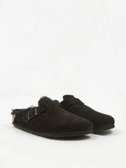 Birkenstock Boston Fur W - Black 14 Birkenstock Boston Fur W - Black -Quality Home Furnishings Store BIRKENSTOCK BOSTON BLACK SHEARLING SS19 GOODHOOD 6154 b338459a 1d5d 4348 b4a5 0996e3b9f896