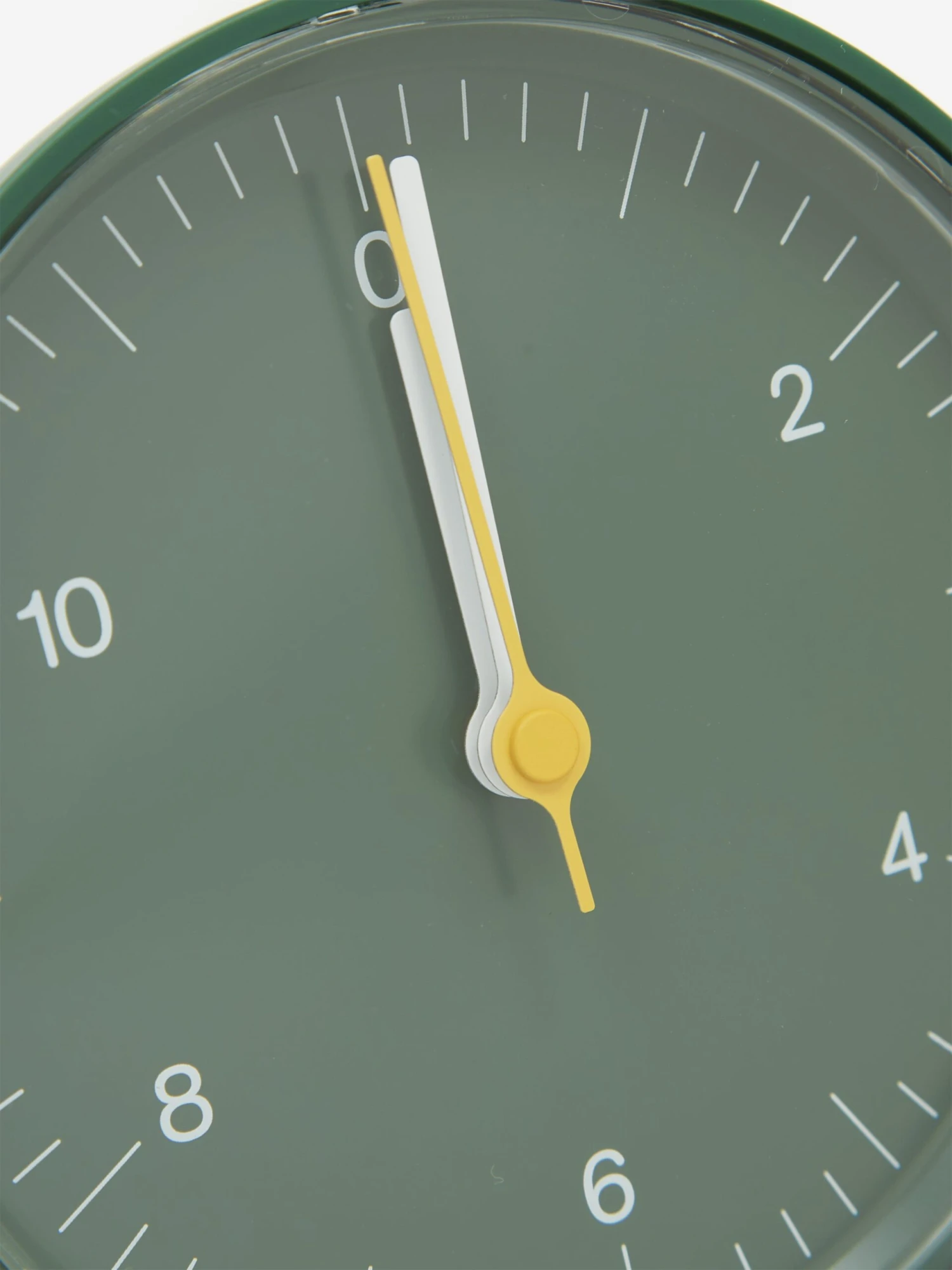 HAY Table Clock By Jasper Morrison - Green 5 HAY Table Clock By Jasper Morrison - Green - Image 3