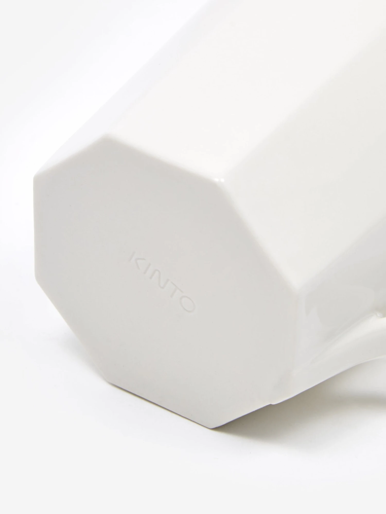 Kinto OCT Mug 300ml - White 7 Kinto OCT Mug 300ml - White - Image 5