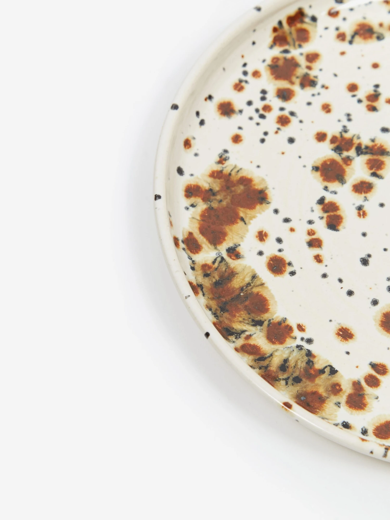 Liam Owen X Goodhood Freckle Handmade Dinner Plate - Freckle Glaze 4 Liam Owen X Goodhood Freckle Handmade Dinner Plate - Freckle Glaze - Image 2