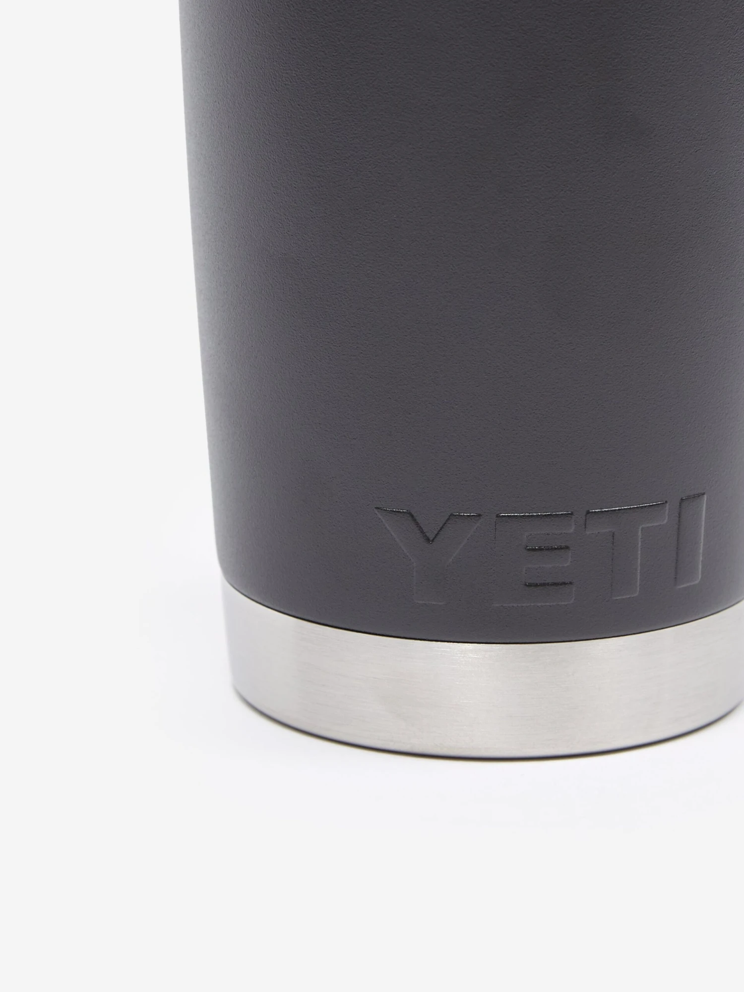 YETI Rambler 20oz Tumbler - Black 6 YETI Rambler 20oz Tumbler - Black - Image 4